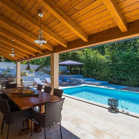 Tila Holiday home