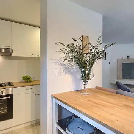 Tila Holiday home Pazin